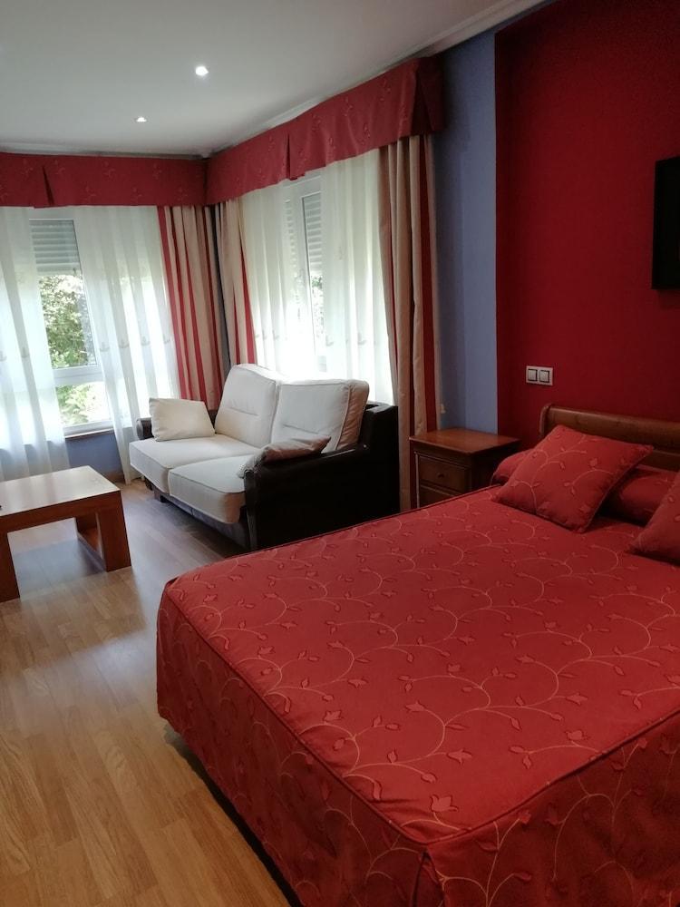 Hotel Azpiazu Cudillero Buitenkant foto