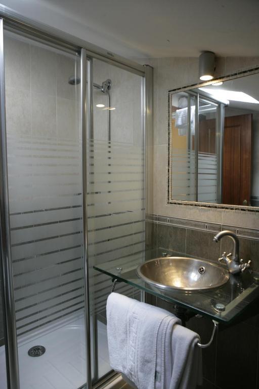 Hotel Azpiazu Cudillero Buitenkant foto